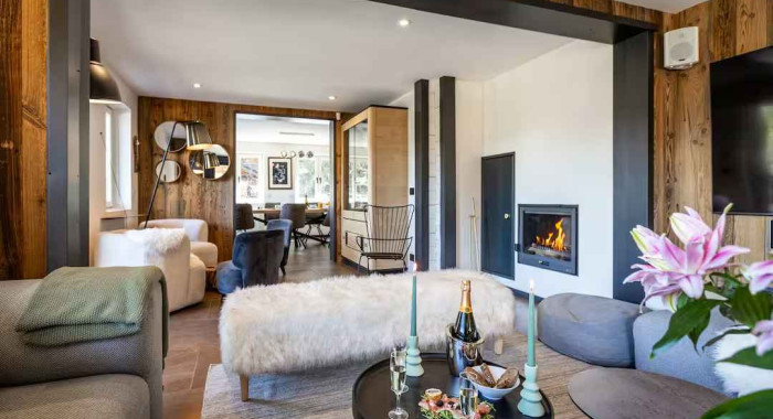 Chalet de mon Grand Pere, La Tania ski chalet, image 2